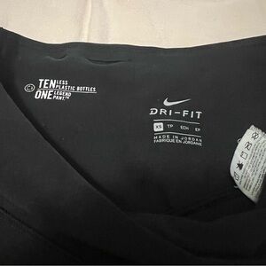 Nike Dri Fit 10 Less Plastic Bottles Leggings XS